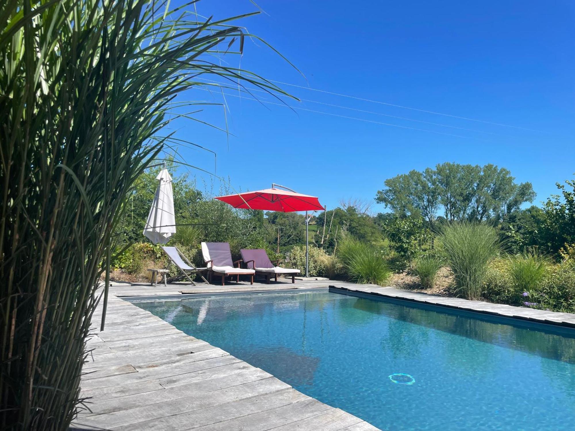 Céron Les Jardins Des Soussilanges B&B 외부 사진