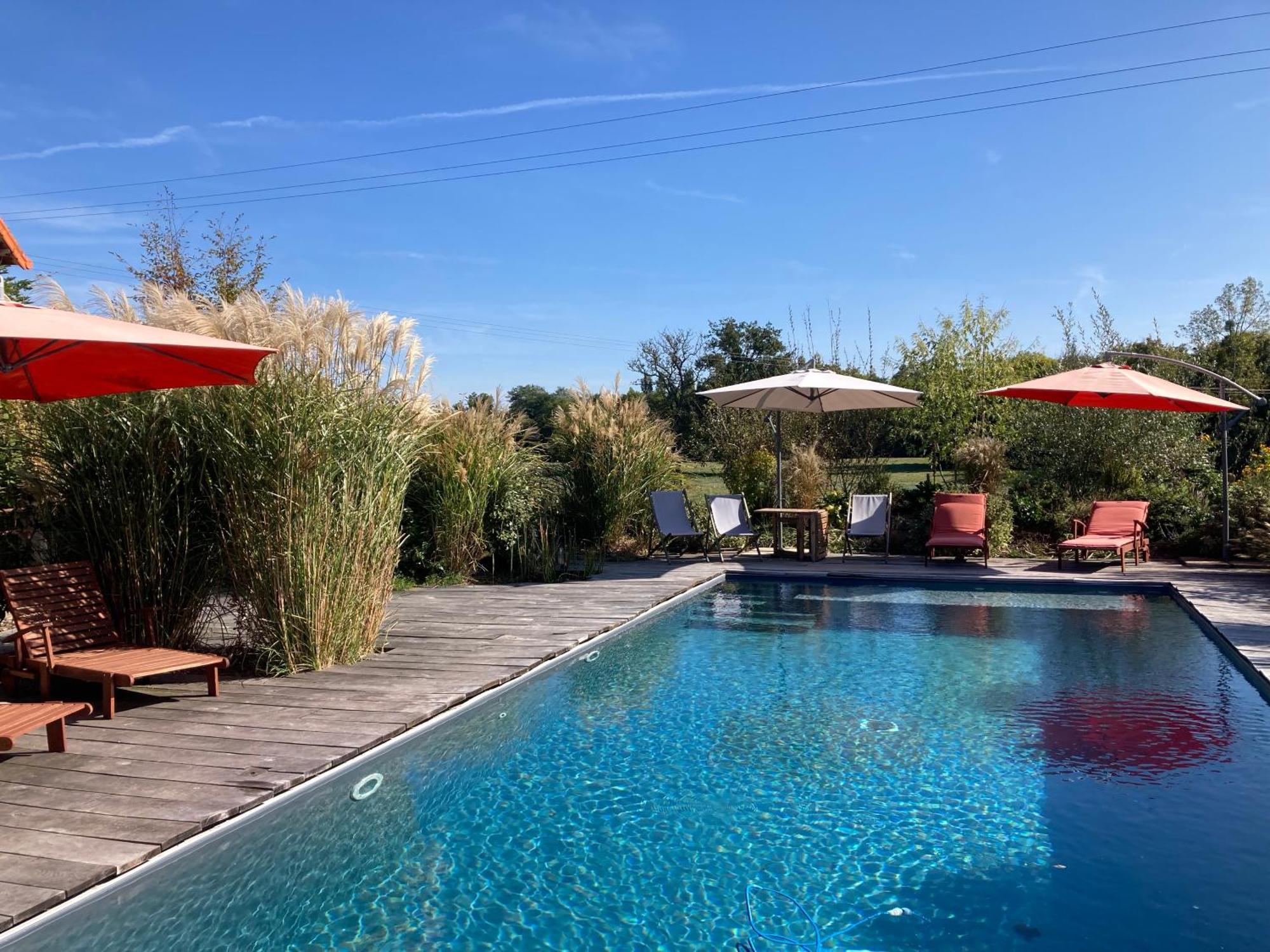 Céron Les Jardins Des Soussilanges B&B 외부 사진