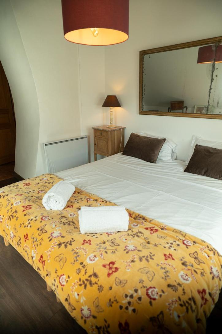 Céron Les Jardins Des Soussilanges B&B 외부 사진